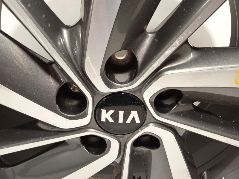 Recambio de llanta para kia niro drive referencia OEM IAM 52910G5200  