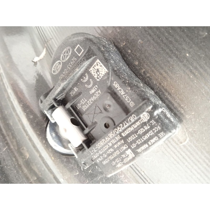 Recambio de llanta para kia niro drive referencia OEM IAM 52910G5200  