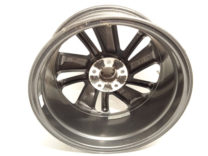 Recambio de llanta para kia niro drive referencia OEM IAM 52910G5200  