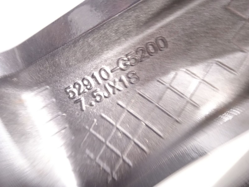 Recambio de llanta para kia niro drive referencia OEM IAM 52910G5200  