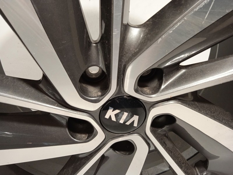 Recambio de llanta para kia niro drive referencia OEM IAM 52910G5200  