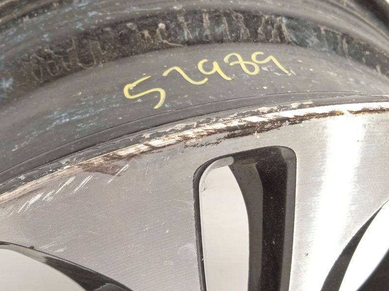 Recambio de llanta para kia cee´d drive referencia OEM IAM 52910A2830  