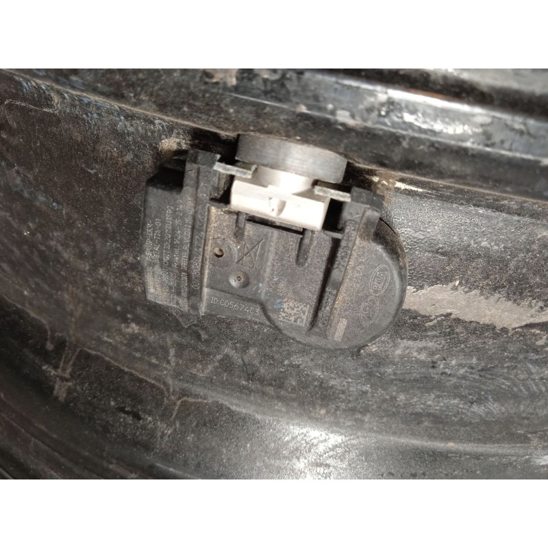 Recambio de llanta para kia cee´d drive referencia OEM IAM 52910A2830  