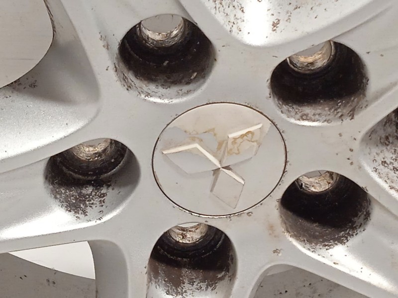 Recambio de llanta para mitsubishi grandis (na0w) 2.0 di-d cat referencia OEM IAM MR594944  