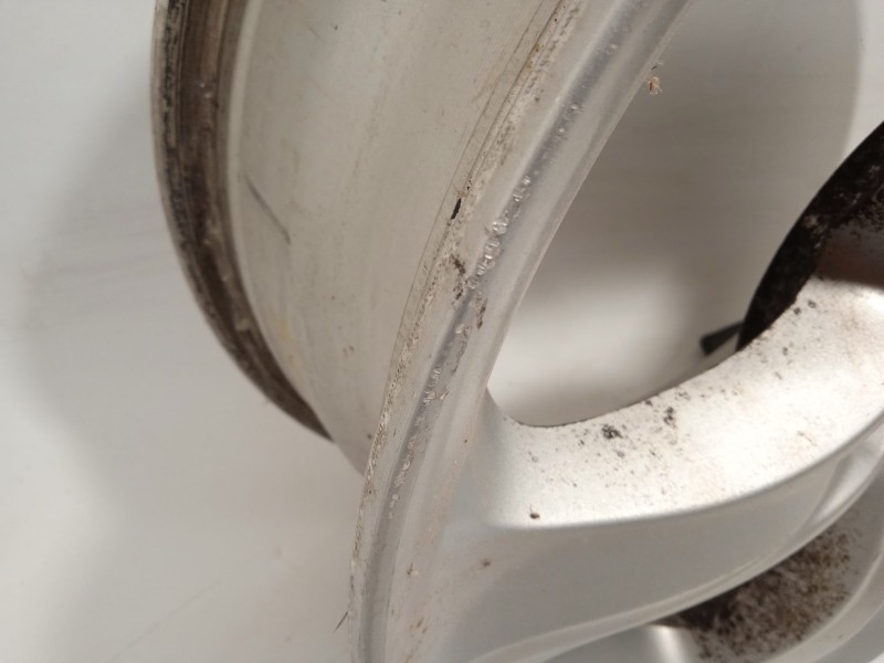 Recambio de llanta para mitsubishi grandis (na0w) 2.0 di-d cat referencia OEM IAM MR594944  