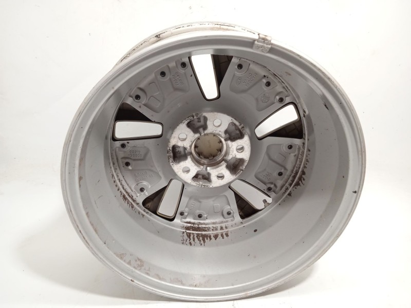 Recambio de llanta para kia niro referencia OEM IAM 52910G5500  