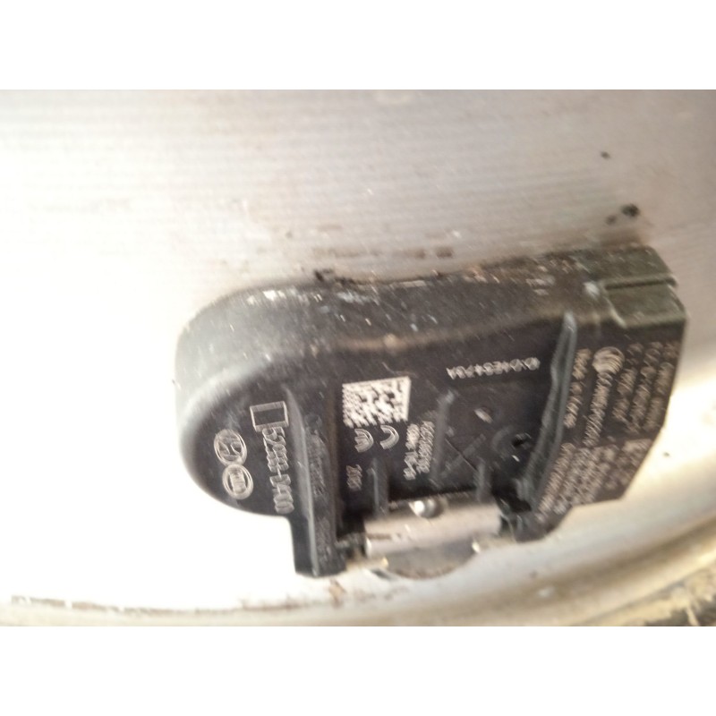 Recambio de llanta para kia niro referencia OEM IAM 52910G5500  