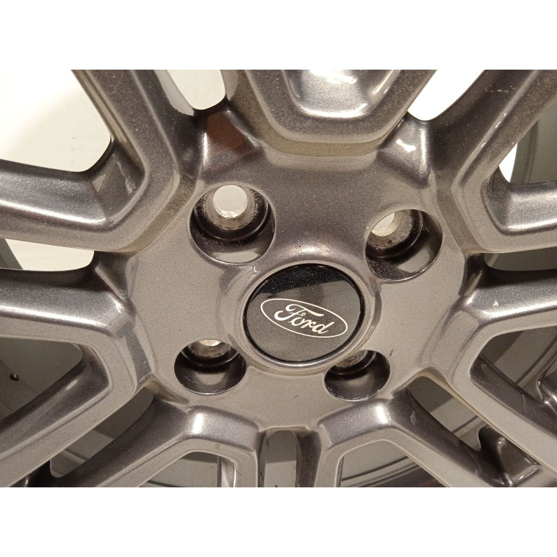 Recambio de llanta para ford transit courier trend referencia OEM IAM HT761007AA 2160657 