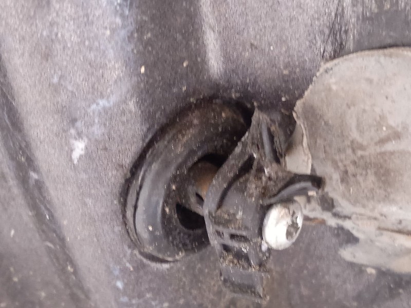 Recambio de llanta para ford transit courier trend referencia OEM IAM HT761007AA 2160657 