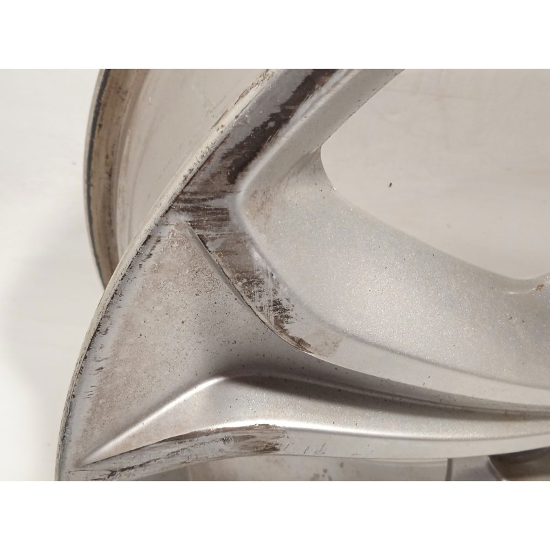 Recambio de llanta para land rover discovery sport 2.0 td4 cat referencia OEM IAM FK721007AB LR073512 