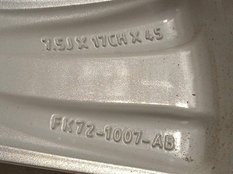 Recambio de llanta para land rover discovery sport 2.0 td4 cat referencia OEM IAM FK721007AB LR073512 