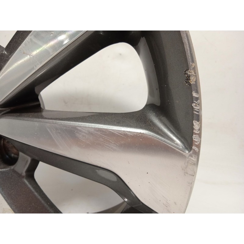 Recambio de llanta para kia stonic (ybcuv) 1.2 cat referencia OEM IAM 52910H8270  
