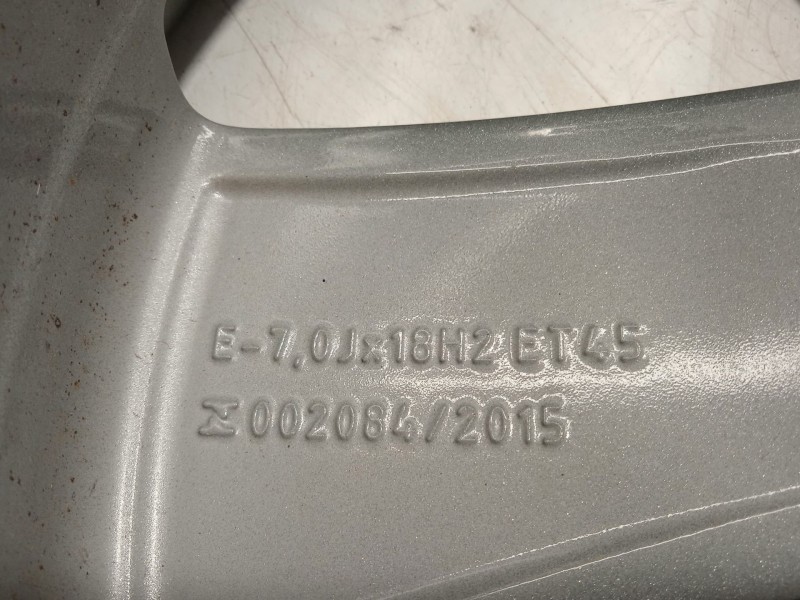 Recambio de llanta para audi q2 (gab) 1.6 tdi referencia OEM IAM 81A601025G  