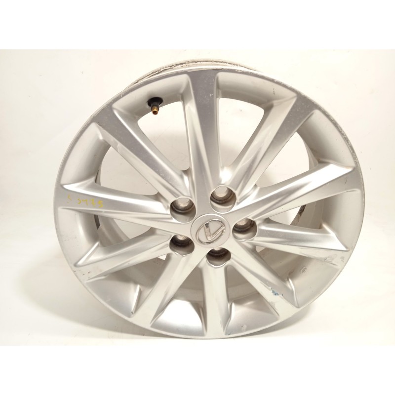 Recambio de llanta para lexus ct 200h referencia OEM IAM 4261176040  