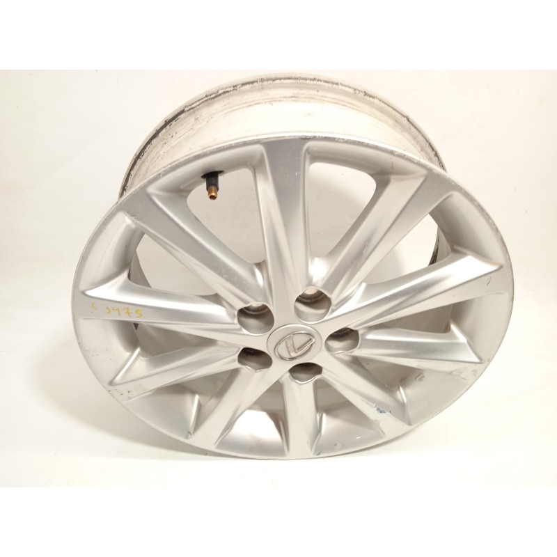 Recambio de llanta para lexus ct 200h referencia OEM IAM 4261176040  