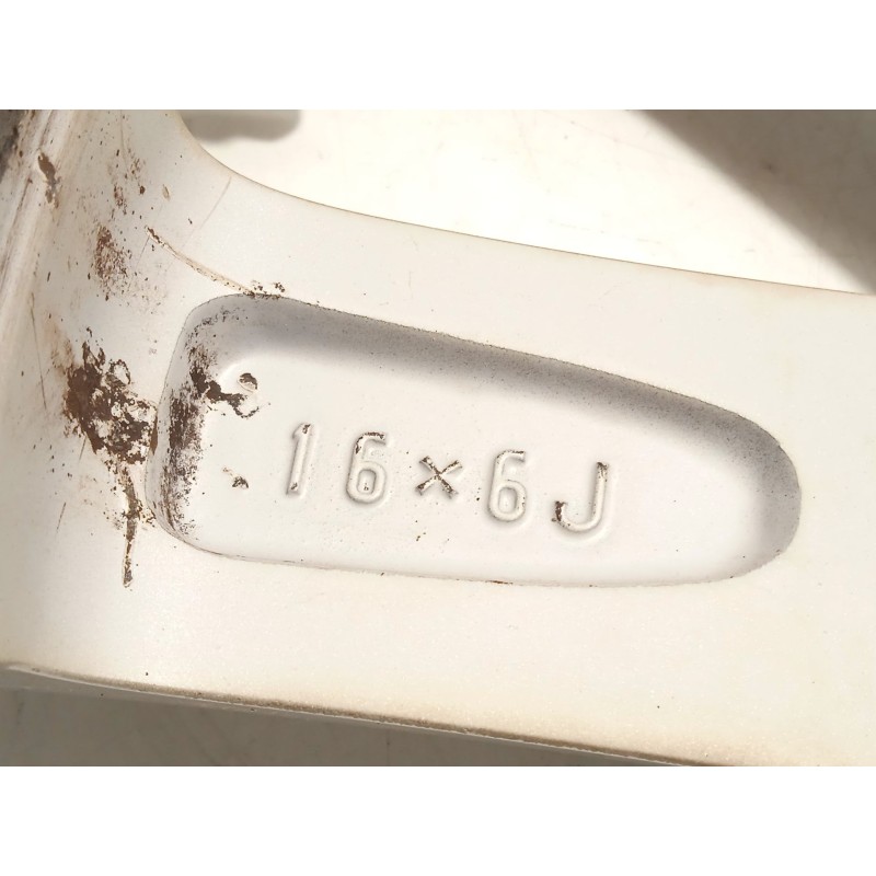 Recambio de llanta para lexus ct 200h referencia OEM IAM 4261176040  