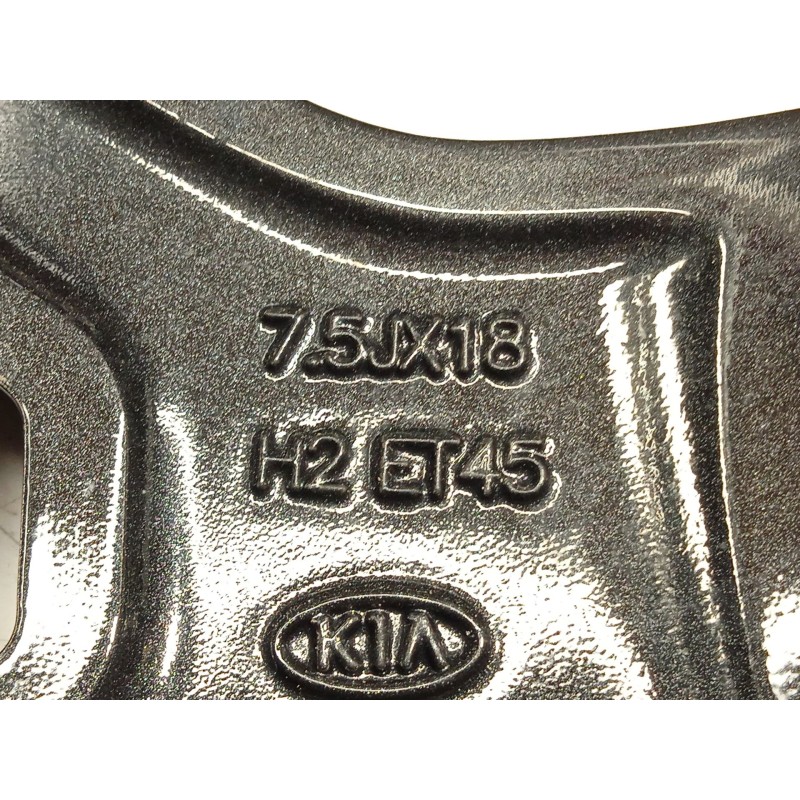 Recambio de llanta para kia xceed 1.4 tgdi cat referencia OEM IAM 52910J7800  