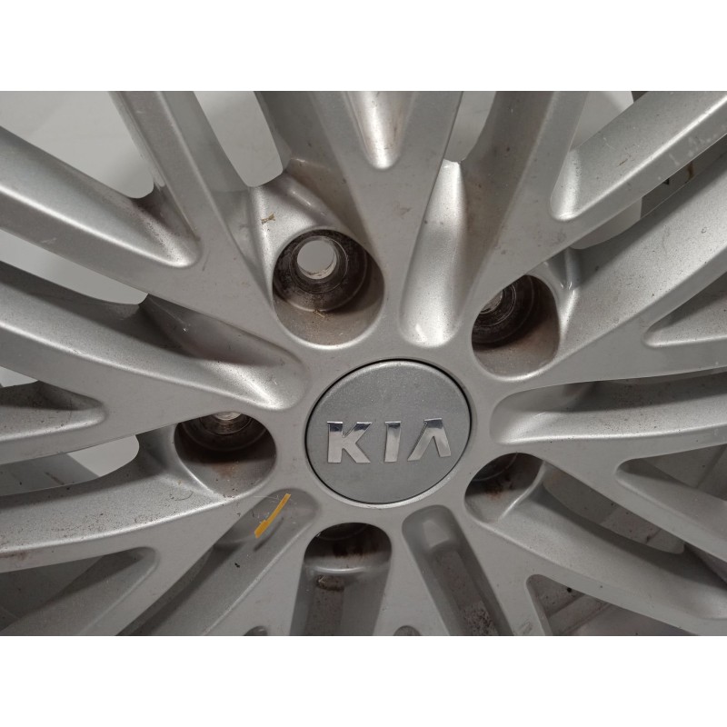 Recambio de llanta para kia carens iv van (a4) crdi referencia OEM IAM 52910A4750  