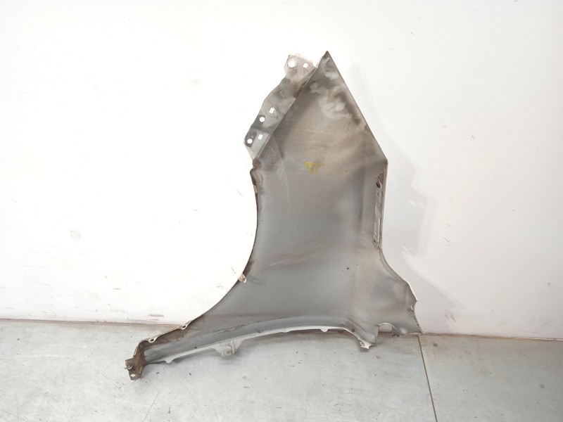 Recambio de aleta delantera derecha para hyundai ix35 (lm, el, elh) 1.7 crdi referencia OEM IAM 663212S000  