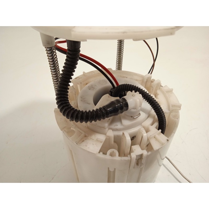 Recambio de bomba combustible para kia niro i (de) 1.6 gdi hybrid referencia OEM IAM 31110G2600  