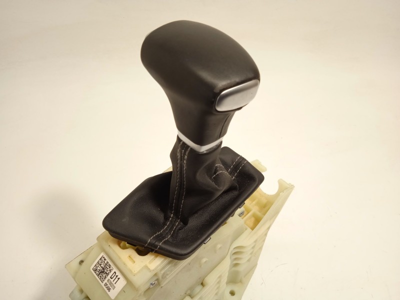 Recambio de palanca cambio para kia niro i (de) 1.6 gdi hybrid referencia OEM IAM 46700G5110  