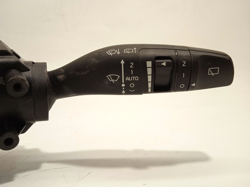 Recambio de mando intermitentes para kia niro i (de) 1.6 gdi hybrid referencia OEM IAM 93404Q4960  