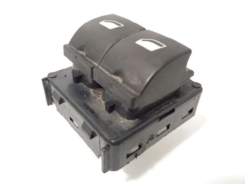 MANDO ELEVALUNAS DELANTERO IZQUIERDO 98106397ZD 