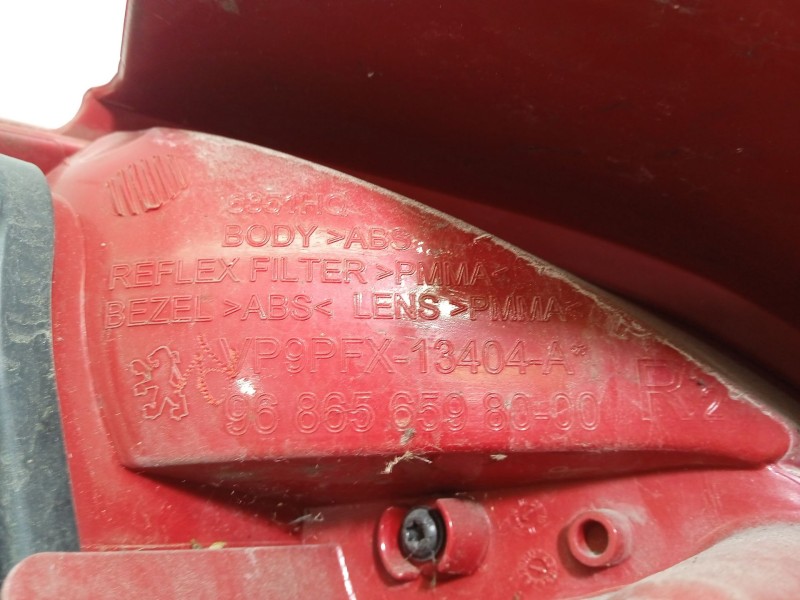 Recambio de piloto trasero derecho para peugeot 207/207+ (wa_, wc_) 1.4 referencia OEM IAM 9686565980 6351HQ 