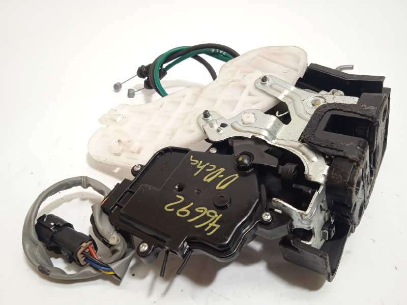 CERRADURA PUERTA DELANTERA DERECHA 823204D050 
