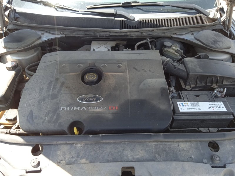 ford mondeo iii sedán (b4y) del año 2001