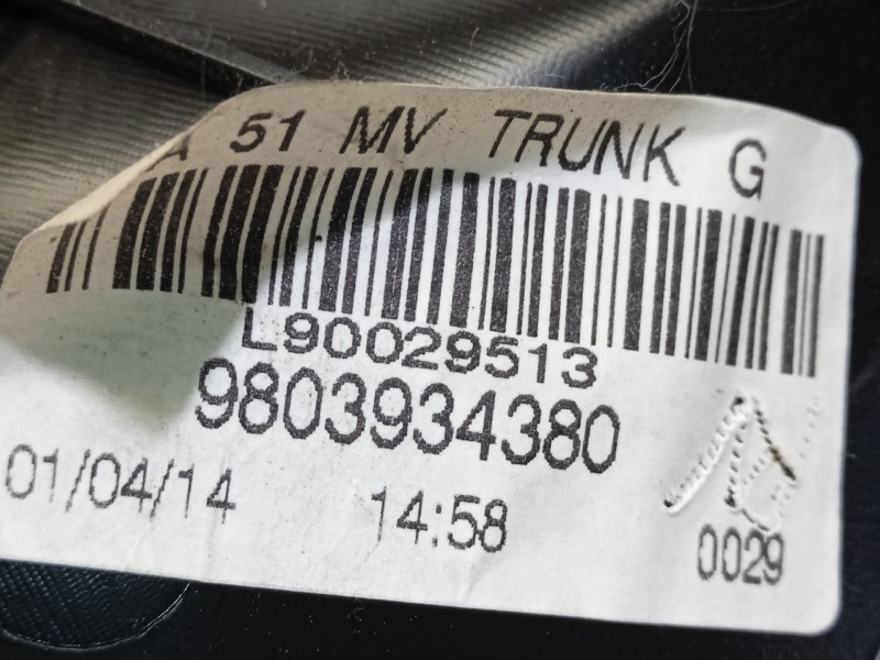 Recambio de piloto trasero izquierdo interior para citroën c3 tonic referencia OEM IAM 9803934380  