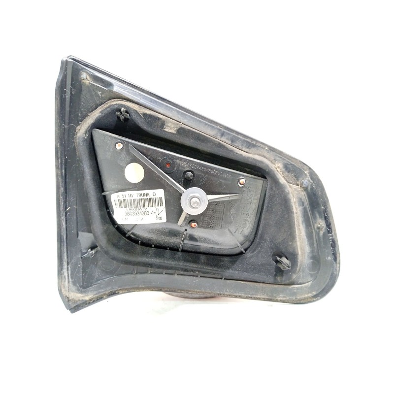 Recambio de piloto trasero derecho interior para citroën c3 tonic referencia OEM IAM 9803934280  