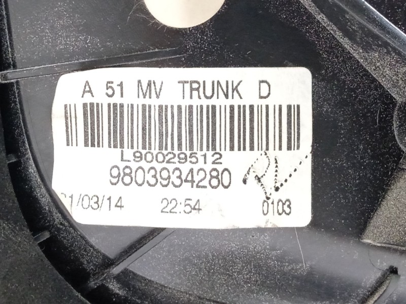 Recambio de piloto trasero derecho interior para citroën c3 tonic referencia OEM IAM 9803934280  