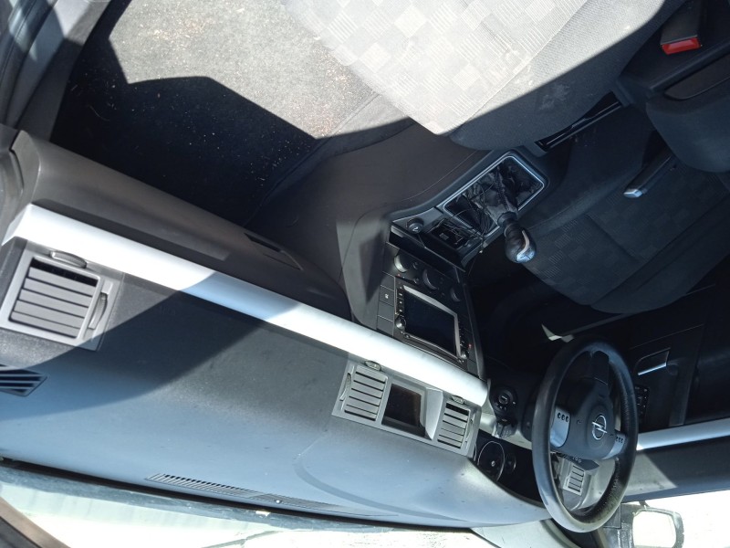 opel vectra c (z02) del año 2003