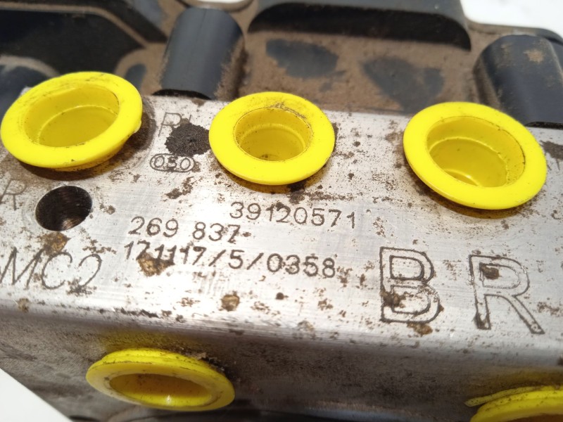 Recambio de abs para opel astra k sports tourer selective referencia OEM IAM 39120571 2265106455 269837