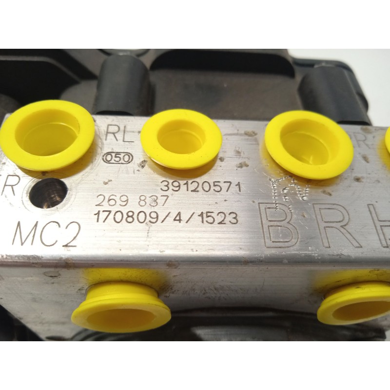 Recambio de abs para opel astra k sports tourer selective referencia OEM IAM 39120571 2265106455 269837