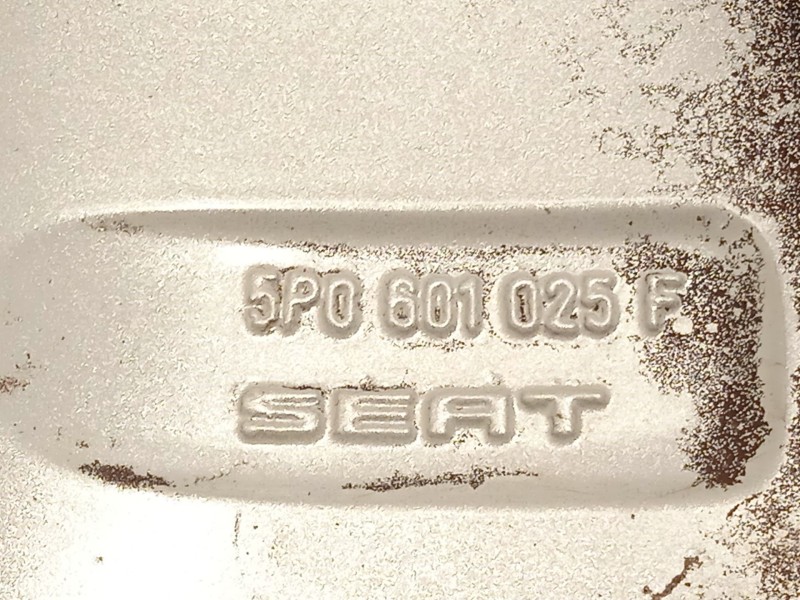 Recambio de llanta para seat leon (1p1) 1.4 tsi referencia OEM IAM 5P0601025F 5P0601025F72V 