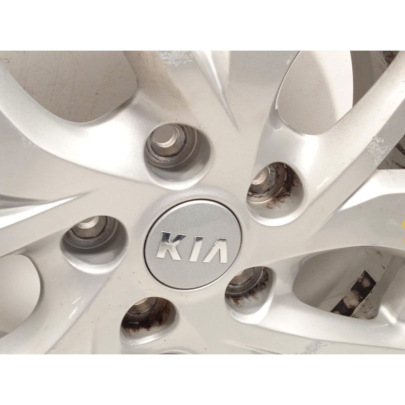 Recambio de llanta para kia carens iv 1.7 crdi referencia OEM IAM 52910A4650  