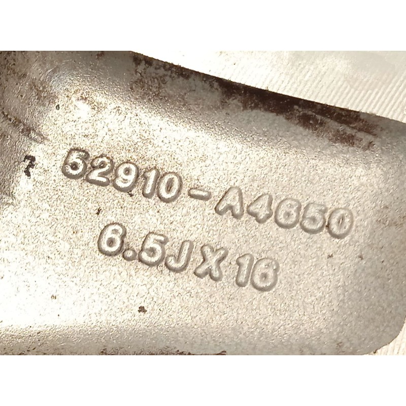 Recambio de llanta para kia carens iv 1.7 crdi referencia OEM IAM 52910A4650  