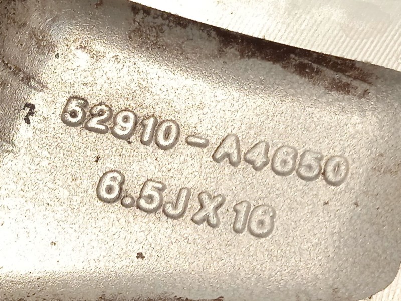 Recambio de llanta para kia carens iv 1.7 crdi referencia OEM IAM 52910A4650  