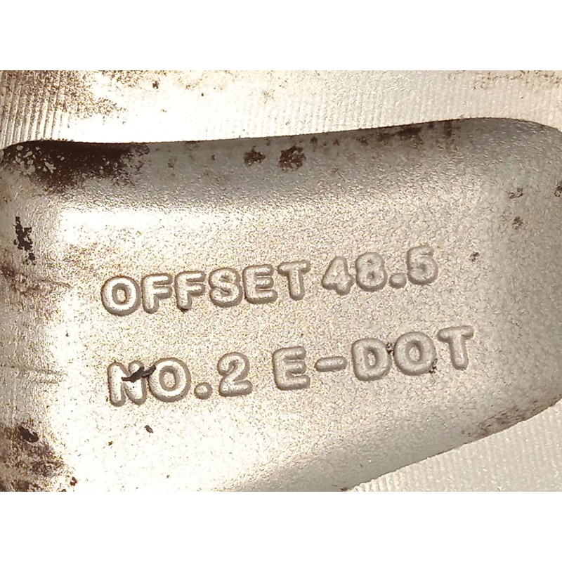 Recambio de llanta para kia carens iv 1.7 crdi referencia OEM IAM 52910A4650  