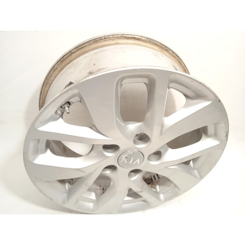 Recambio de llanta para kia carens iv 1.7 crdi referencia OEM IAM 52910A4650  