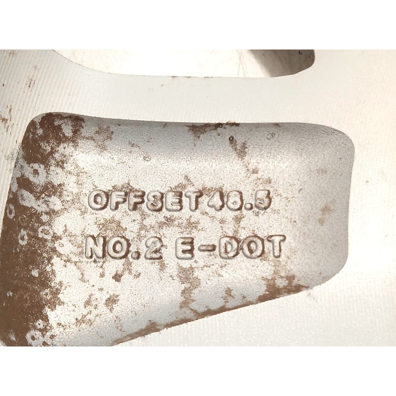 Recambio de llanta para kia carens iv 1.7 crdi referencia OEM IAM 52910A4650  