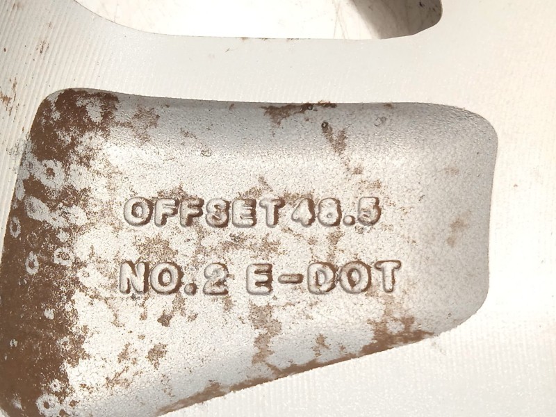 Recambio de llanta para kia carens iv 1.7 crdi referencia OEM IAM 52910A4650  