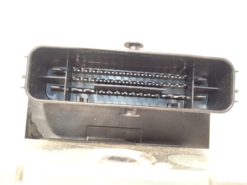 Recambio de abs para bmw x1 (f48) xdrive 18 d referencia OEM IAM 34515A27296 10022023024 5A27299