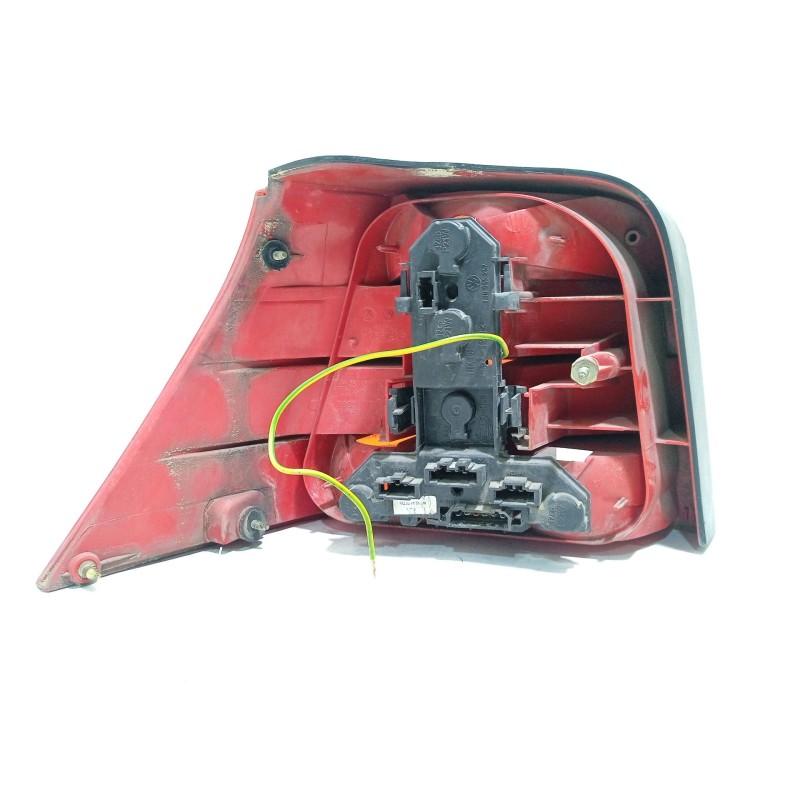 Recambio de piloto trasero derecho para volkswagen golf iv (1j1) 1.4 16v referencia OEM IAM 1J6945096T  