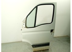 Recambio de puerta delantera izquierda para renault master ii furgoneta (fd) 2.5 dci referencia OEM IAM 7751474636   2