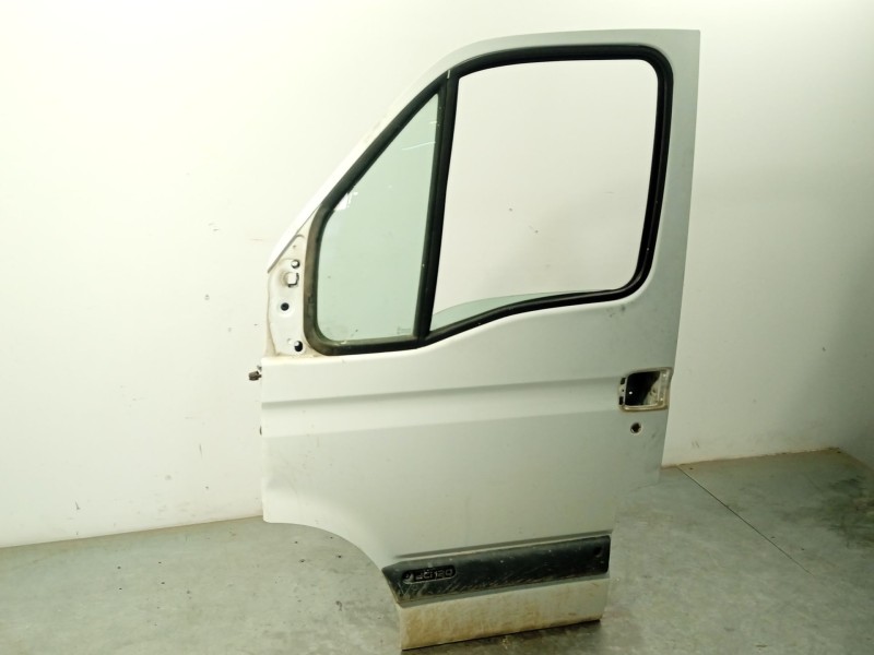 Recambio de puerta delantera izquierda para renault master ii furgoneta (fd) 2.5 dci referencia OEM IAM 7751474636  
