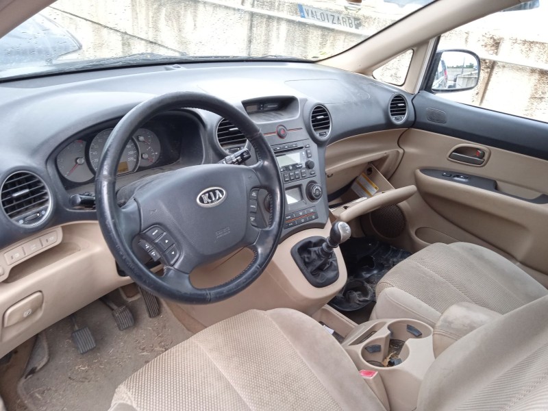 kia carens iii monospace (un) del año 2009