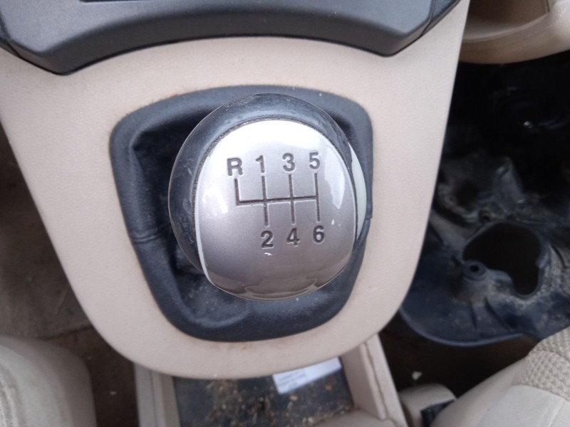 kia carens iii monospace (un) del año 2009